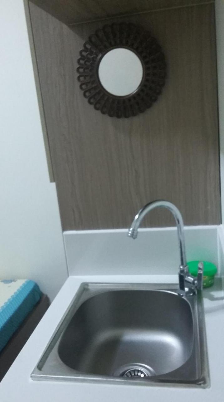 Urban Deca Tower @ Graceysplace Unit 4 Mandaluyong Manila Esterno foto